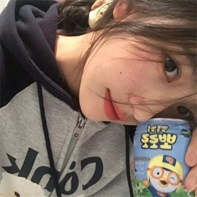 深蓝与月光